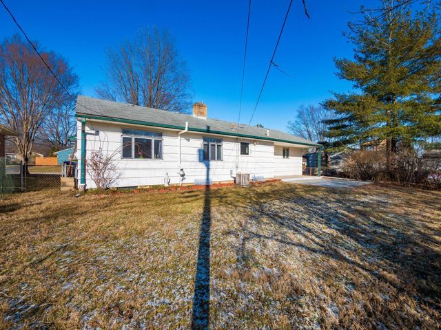 723 Drummond Court, Columbus, OH 43214