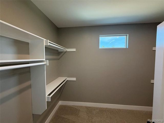 4104 Carriage Hill Drive, Metamora, MI 48455