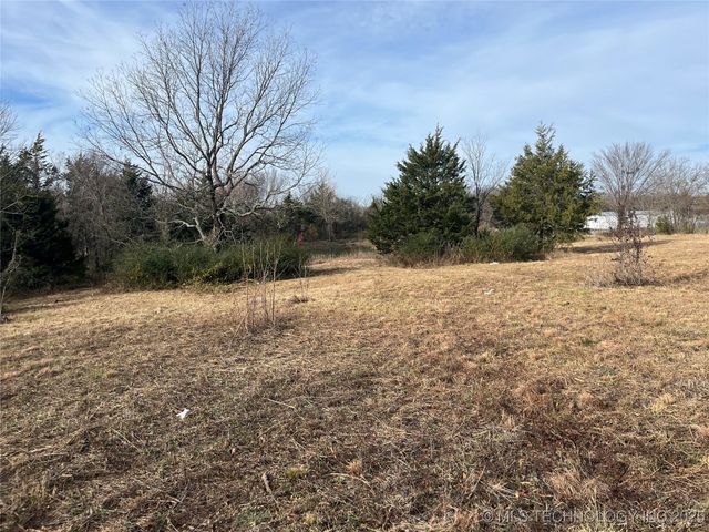 NW Sterling Street, Kingston, OK 73439