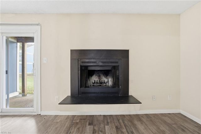 2125 Point Hollow CT, Virginia Beach, VA 23455