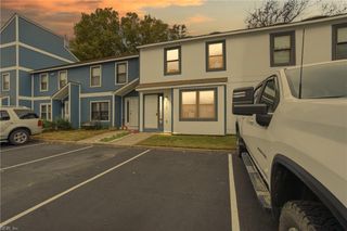 2125 Point Hollow CT, Virginia Beach, VA 23455