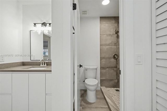 12224 SW 52nd Place 2, Cooper City, FL 33330