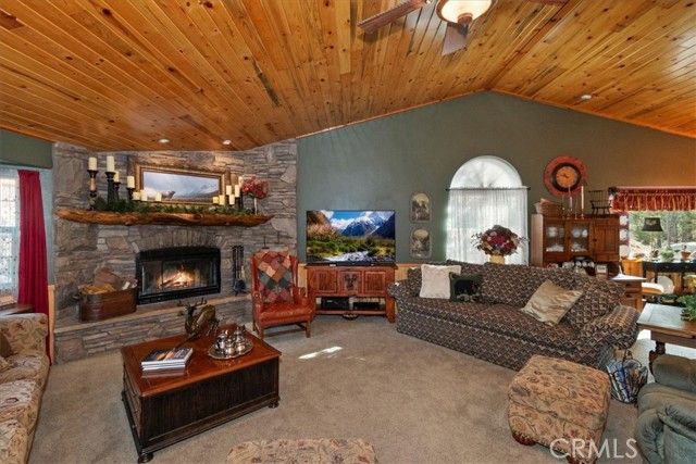 42243 Castle Crag, Big Bear Lake, CA 92315