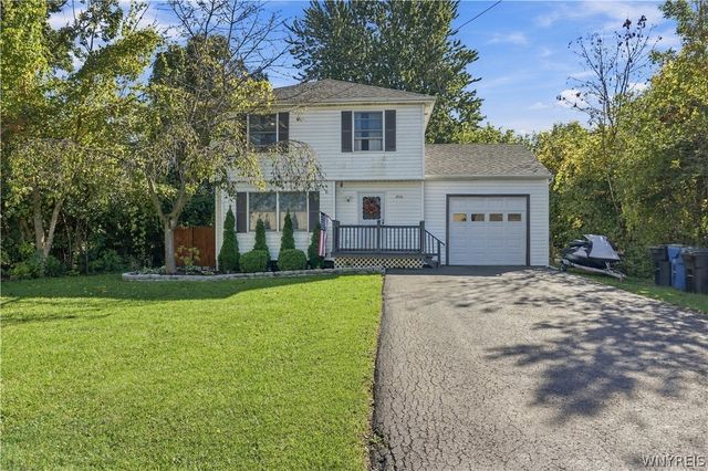 7715 4th Avenue, Niagara, NY 14304