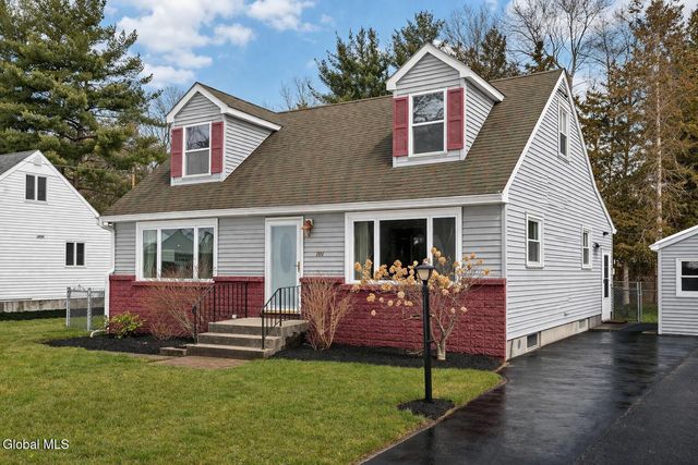 101 Waterman Avenue, Colonie, NY 12205