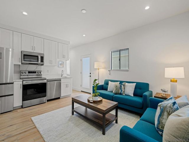 4386 NEWPORT AVE, San Diego, CA 92107