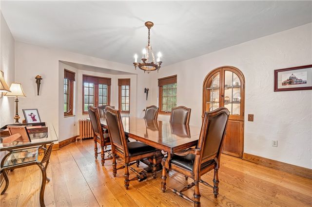 331 Jefferson Drive, Mt Lebanon, PA 15228