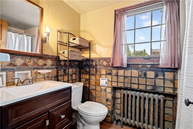 331 Jefferson Drive, Mt Lebanon, PA 15228