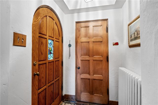 331 Jefferson Drive, Mt Lebanon, PA 15228