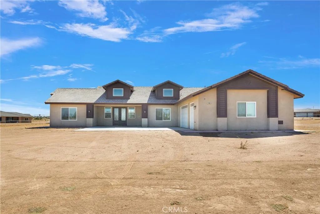 10055 Eaby, Phelan, CA 92371
