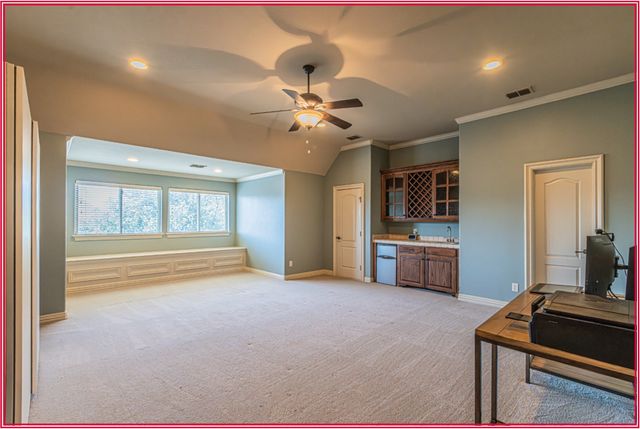 8108 Oak Knoll Drive, North Richland Hills, TX 76182