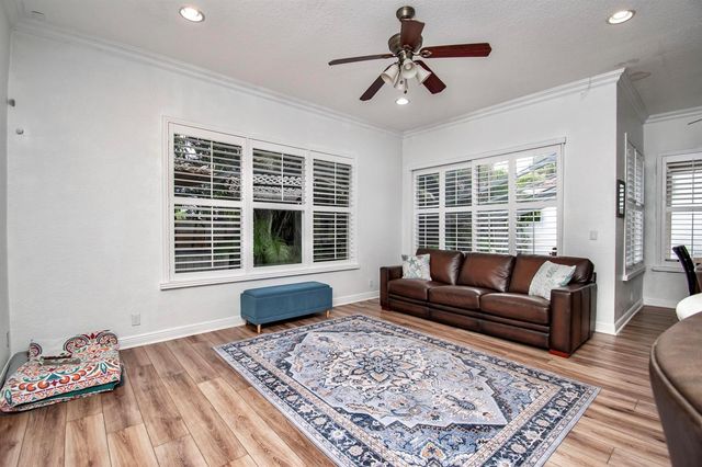 10833 Lake Wynds Court, Boynton Beach, FL 33437