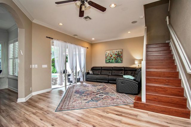 10833 Lake Wynds Court, Boynton Beach, FL 33437