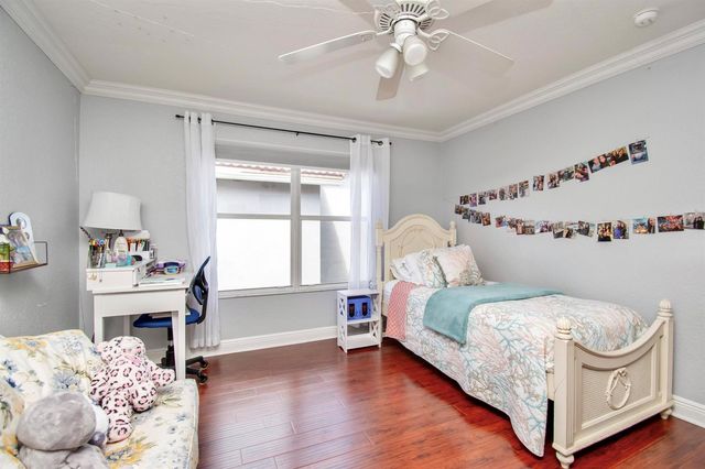 10833 Lake Wynds Court, Boynton Beach, FL 33437