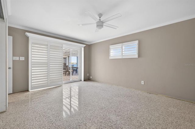 1276 37TH AVENUE NE, St Petersburg, FL 33704