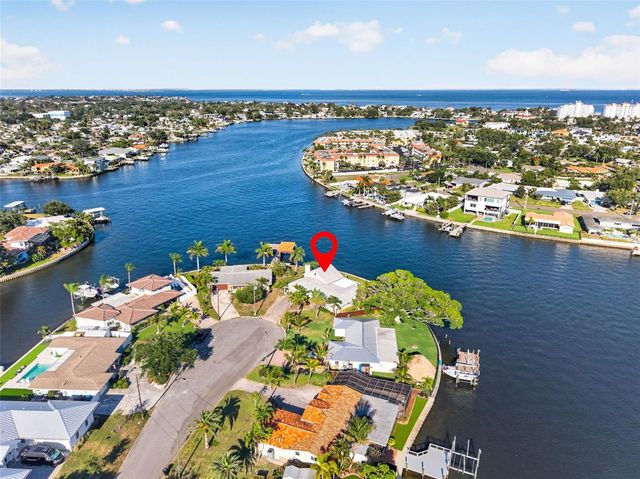 1276 37TH AVENUE NE, St Petersburg, FL 33704