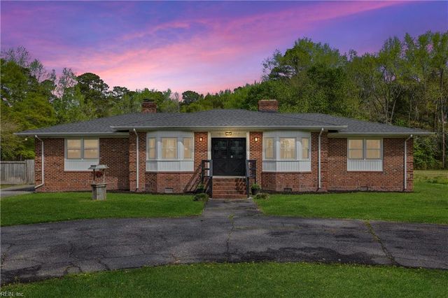 4744 Sunray AVE, Chesapeake, VA 23321