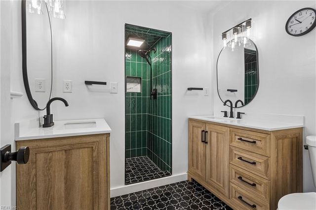 4744 Sunray AVE, Chesapeake, VA 23321