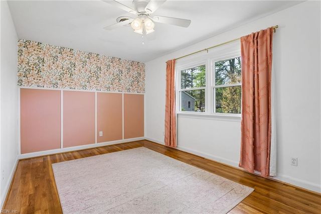 4744 Sunray AVE, Chesapeake, VA 23321