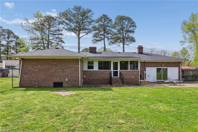 4744 Sunray AVE, Chesapeake, VA 23321