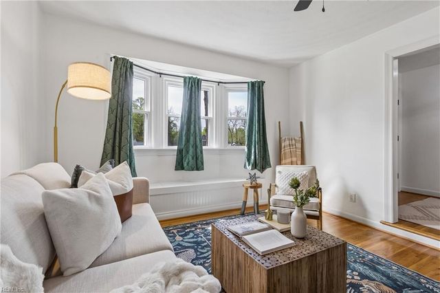 4744 Sunray AVE, Chesapeake, VA 23321