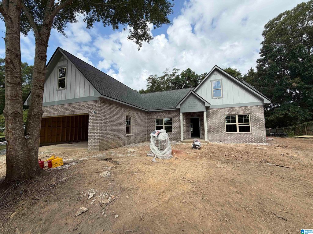 521 13TH STREET SW, Alabaster, AL 35007