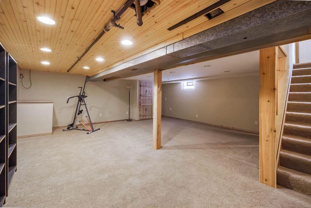 3671 E Whittaker AVENUE, Cudahy, WI 53110
