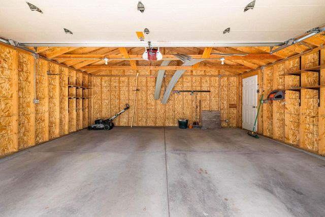 3671 E Whittaker AVENUE, Cudahy, WI 53110
