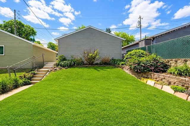 3671 E Whittaker AVENUE, Cudahy, WI 53110