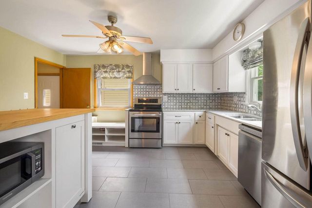 3671 E Whittaker AVENUE, Cudahy, WI 53110