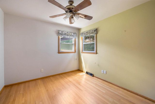 3671 E Whittaker AVENUE, Cudahy, WI 53110