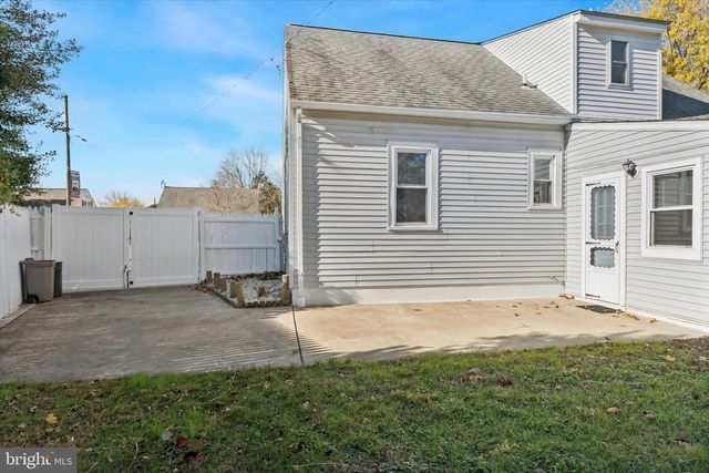 4105 MOUNT VERNON AVE, Brookhaven, PA 19015