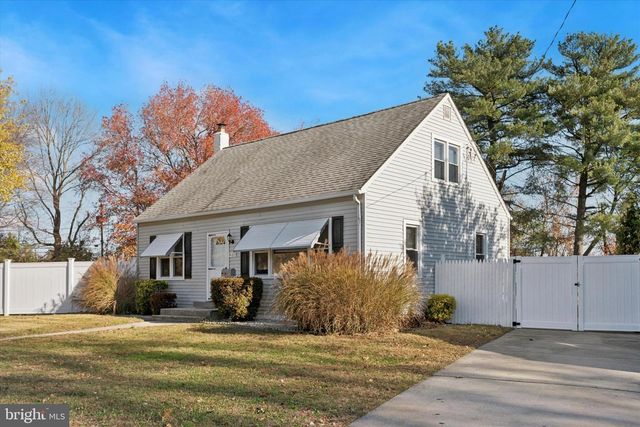 4105 MOUNT VERNON AVE, Brookhaven, PA 19015