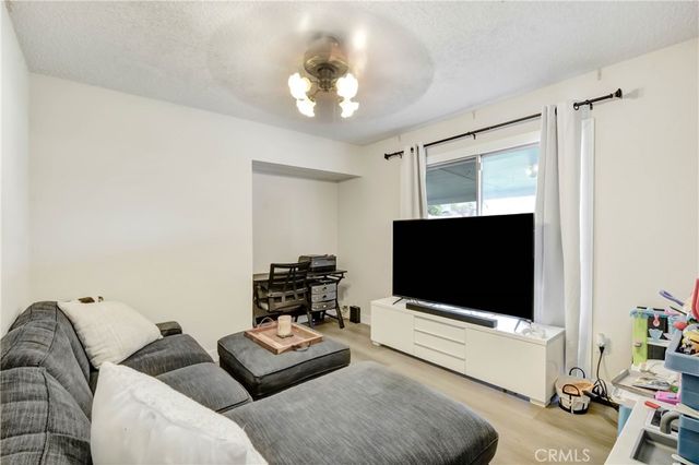 4995 N E, San Bernardino, CA 92407