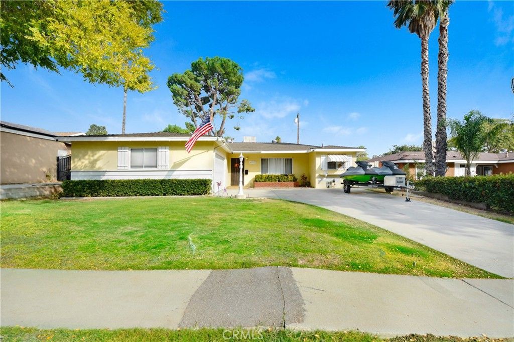 4995 N E, San Bernardino, CA 92407