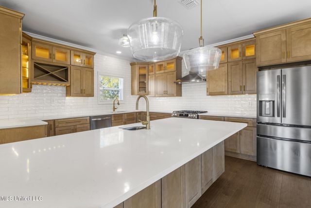 378 Howard Avenue, Biloxi, MS 39530