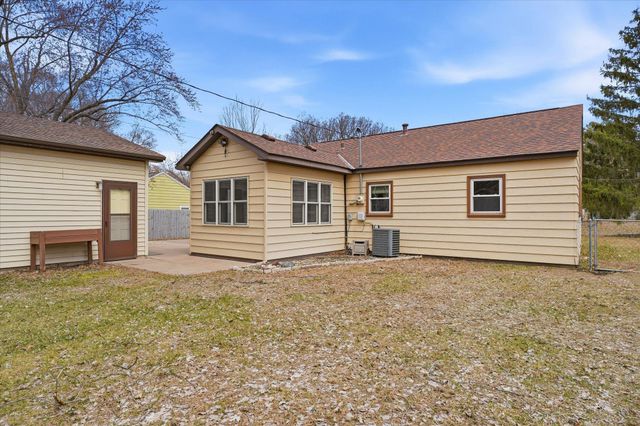 3417 Regent Avenue N, Crystal, MN 55422