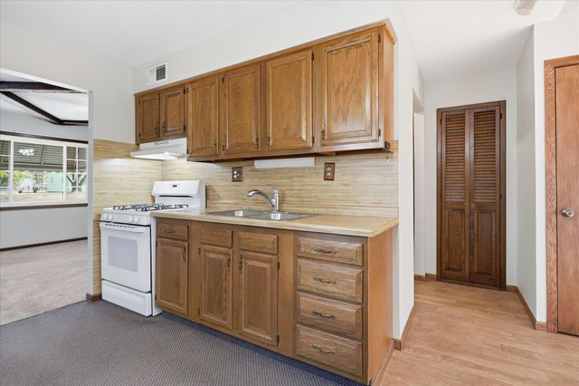 3417 Regent Avenue N, Crystal, MN 55422