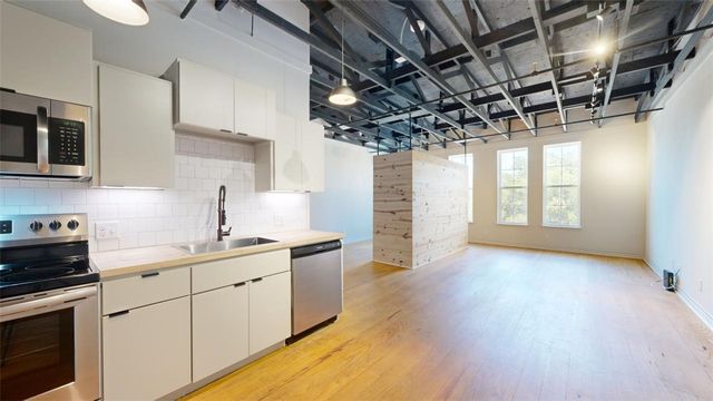 305 West 27th Street 333, Bryan, TX 77803