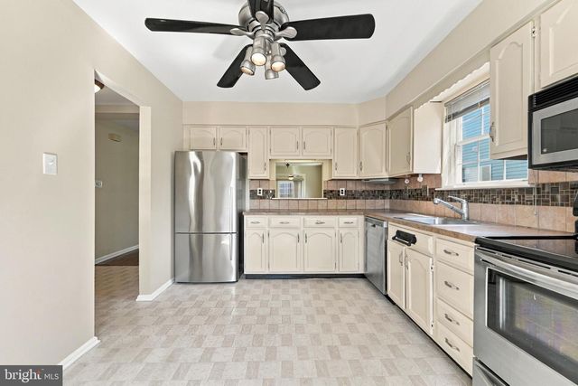 50 EDDYSTONE WAY, Mt Laurel, NJ 08054