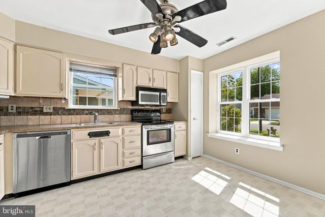 50 EDDYSTONE WAY, Mt Laurel, NJ 08054