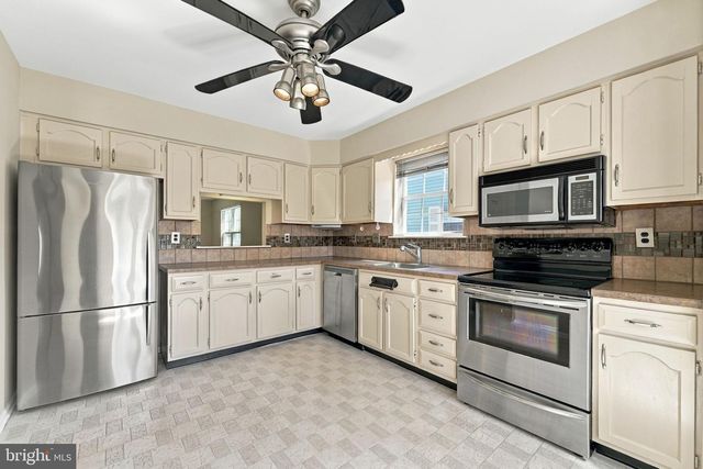50 EDDYSTONE WAY, Mt Laurel, NJ 08054