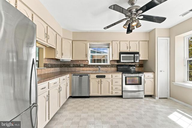 50 EDDYSTONE WAY, Mt Laurel, NJ 08054