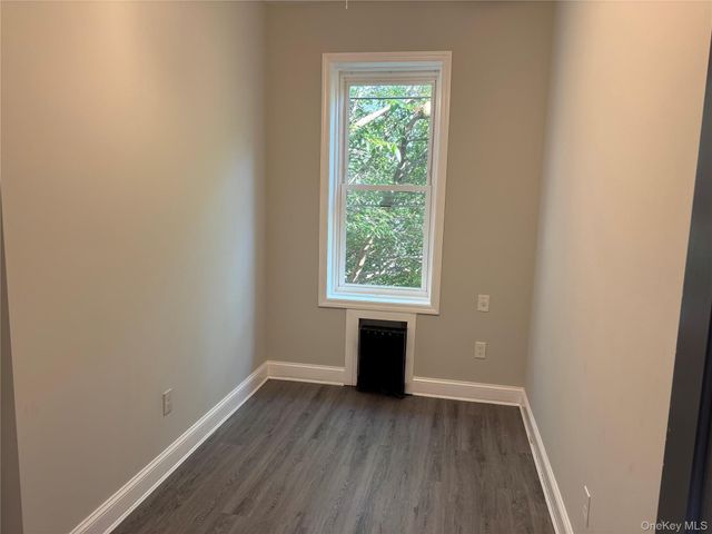 19314 S Jamaica Avenue 3rd floor, Hollis, NY 11423