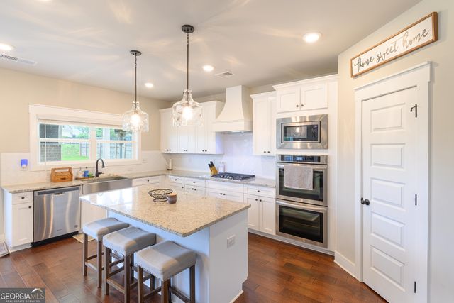 232 Township Drive, Senoia, GA 30276