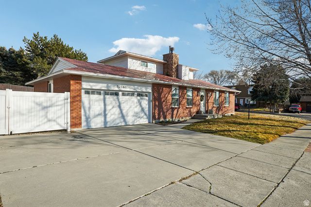 12161 S SPRING RIDGE CIR, Sandy, UT 84094