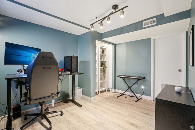 12161 S SPRING RIDGE CIR, Sandy, UT 84094