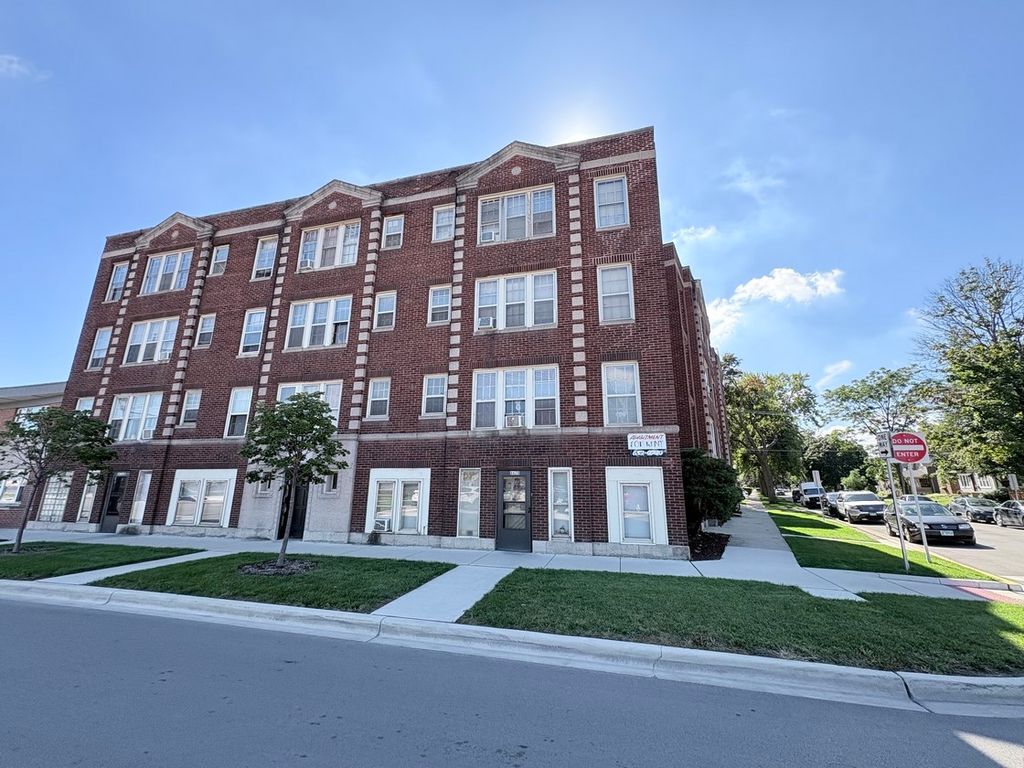 3205 Clarence Avenue D3, Berwyn, IL 60402