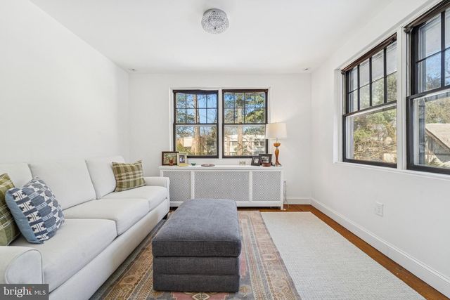 1221 CHURCH RD, Wyncote, PA 19095