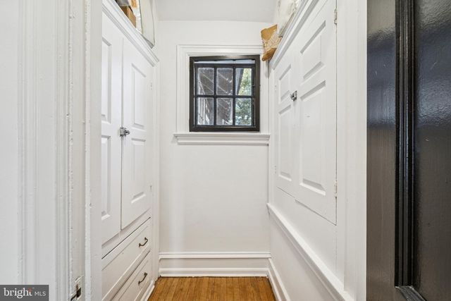 1221 CHURCH RD, Wyncote, PA 19095